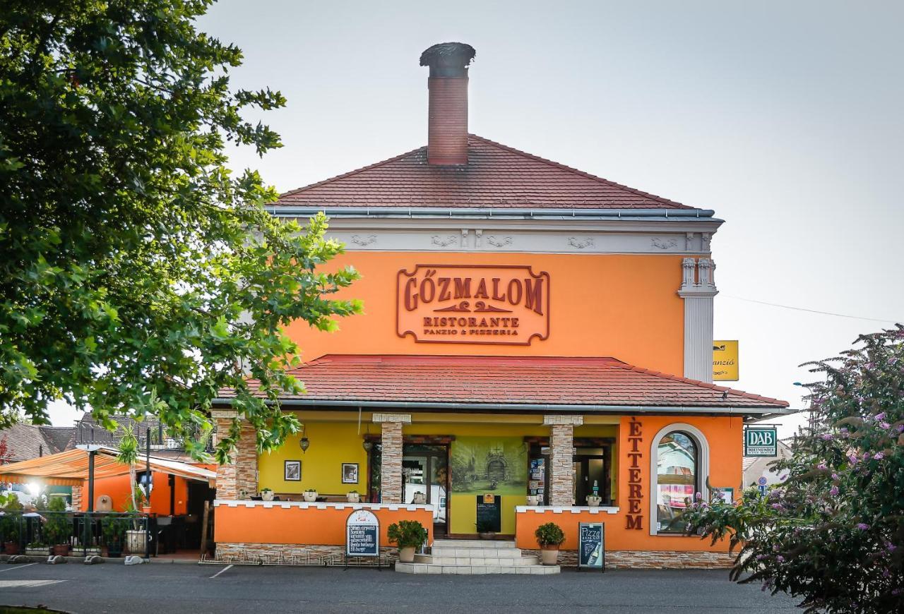 Bed and Breakfast Gőzmalom Étterem és Panzió Körmend Esterno foto