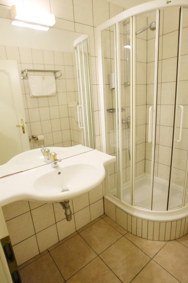 Bed and Breakfast Gőzmalom Étterem és Panzió Körmend Camera foto